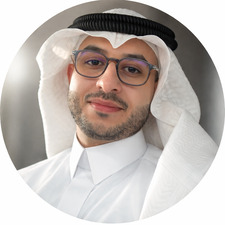 عبدالعزيز سعود