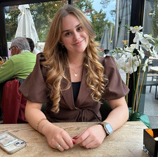 Anouk Van Dort