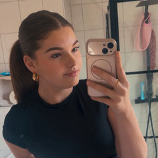 Demi Steert