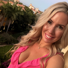 Elyse Dorlaque