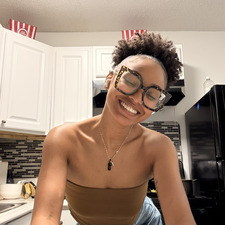 Kayla 