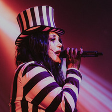 Kami Van Halst 