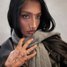 sofie *･῾ ᵎ⌇ ⁺◦ ; ✧.*