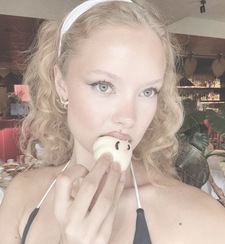 daisy ✿