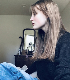 ✧˚ Elle ˚✧