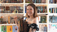 Cassandra Lynn Reads