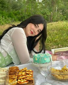 NOUR