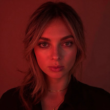 Alexandra Walker