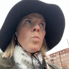 Cassandra Hanson