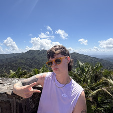Em