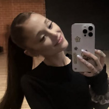 ⋆