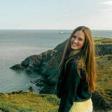 Maggie Bender