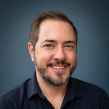 Dustin Sharp