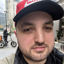 Max Khamneian