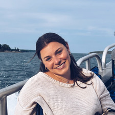 Isabelle Lee