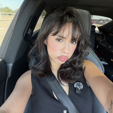 Leslee Valenzuela