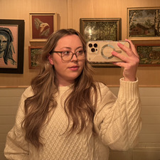 Julia Yarrow