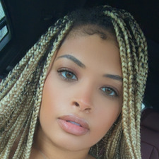 Mimi Monroe