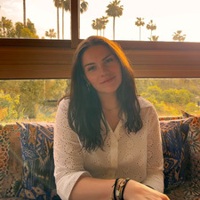 Joy Van Brussel
