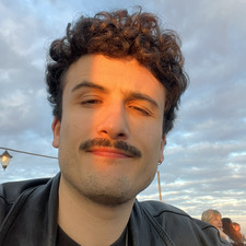 Alejandro M A
