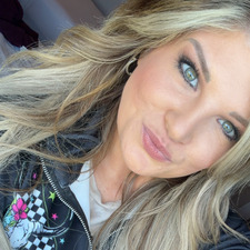 Chelsie Dever