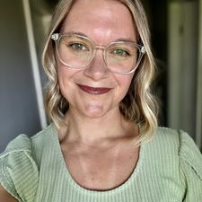 Holly Longnecker