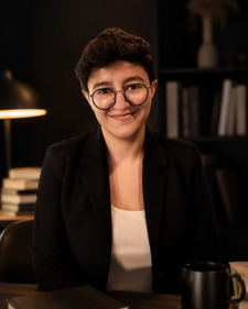 Lydia Alausud