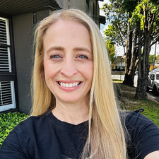 Melissa  Walker 