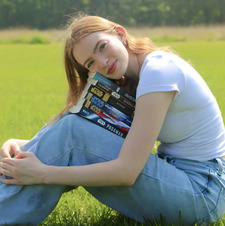 Bella Hull