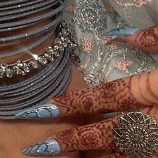 zoya