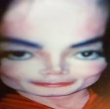 hiba M