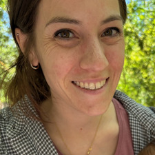 Amy Barnes