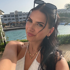 VICTORIA