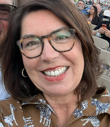 Suzanne Williams