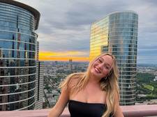 Ava