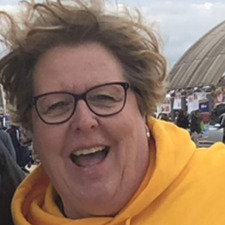 Beth Ellis
