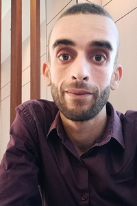 وَادْفَل عَبدُ النَّاصِر