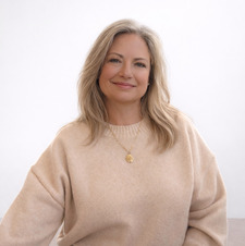Annette McFarlane