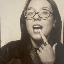 Inès