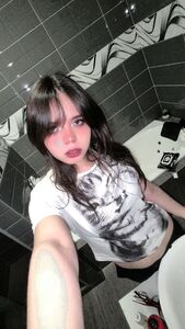 Cam