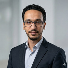 ياسر الزاكي
