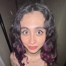 V A