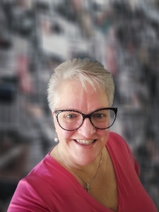 Cheryl Hammer