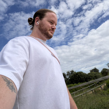 Thom