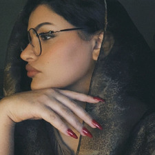 ســارَّة.