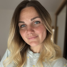 Agnė