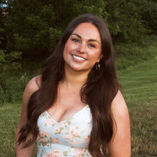 Mia DeMeo