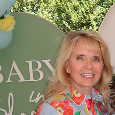 Lori Scott 