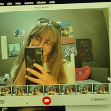 AV