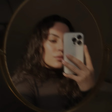 Lαια
